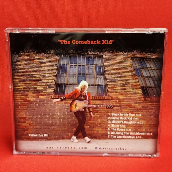 Marina Rocks The Comeback Kid CD Signed 2013 - Picture 2 of 8